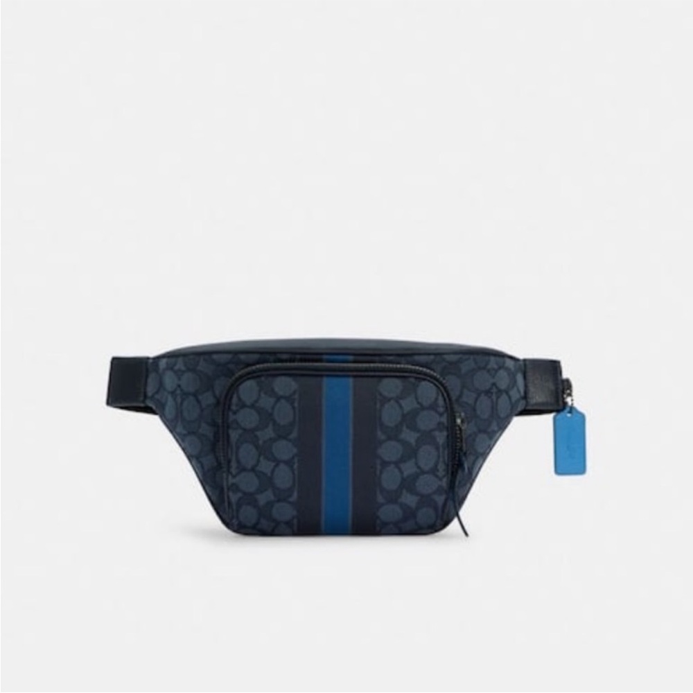 Coach
THOMPSON BELT BAG IN SIGNATURE JACQUARD WITH VARSITY STRIPE